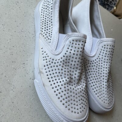 White Sneakers (4)